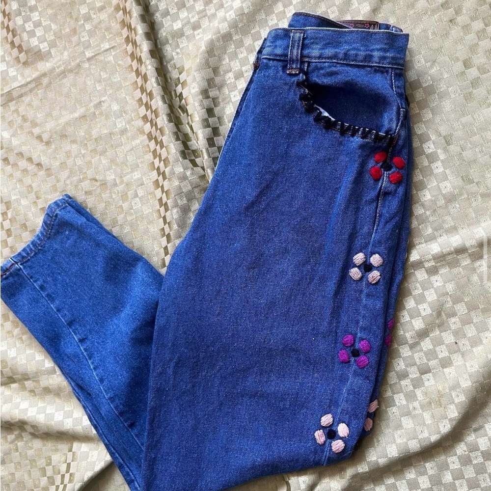 E-Z Spirit embroidered jeans